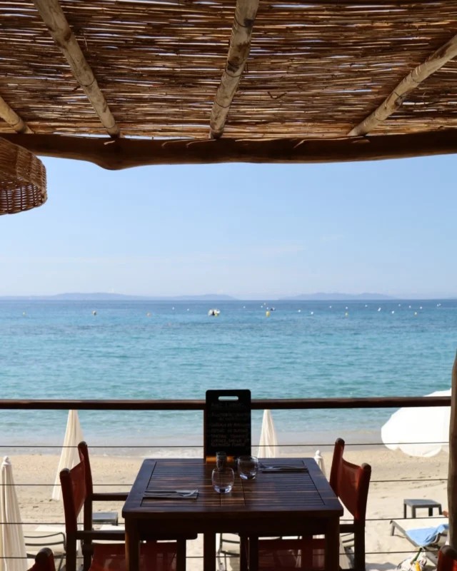 Savourez chaque bouchée, chaque vue, chaque instant. Dîner au Bailli de Suffren est une expérience inoubliable 🍽️ 
- 
Savor every bite, every view, every moment. Dining at Bailli de Suffren is an unforgettable experience 🍽️ 

#lebaillidesuffren #lovebailli #baillimoments #domainedubailli #lespiedsdansleau #hotelview #seaview #beautifuldestinations #beautifuldestinations #perfectspot #happyplace #seaview #sainttropez #var #visitvar #golfedesainttropez #southoffrance #southernliving #frenchriviera #mediterranee #mediterraneanvibes #hotelwithaview #hotellife #beautifulhotels #hotelstay #hoteldesign #travelgram #travellife #slowlife