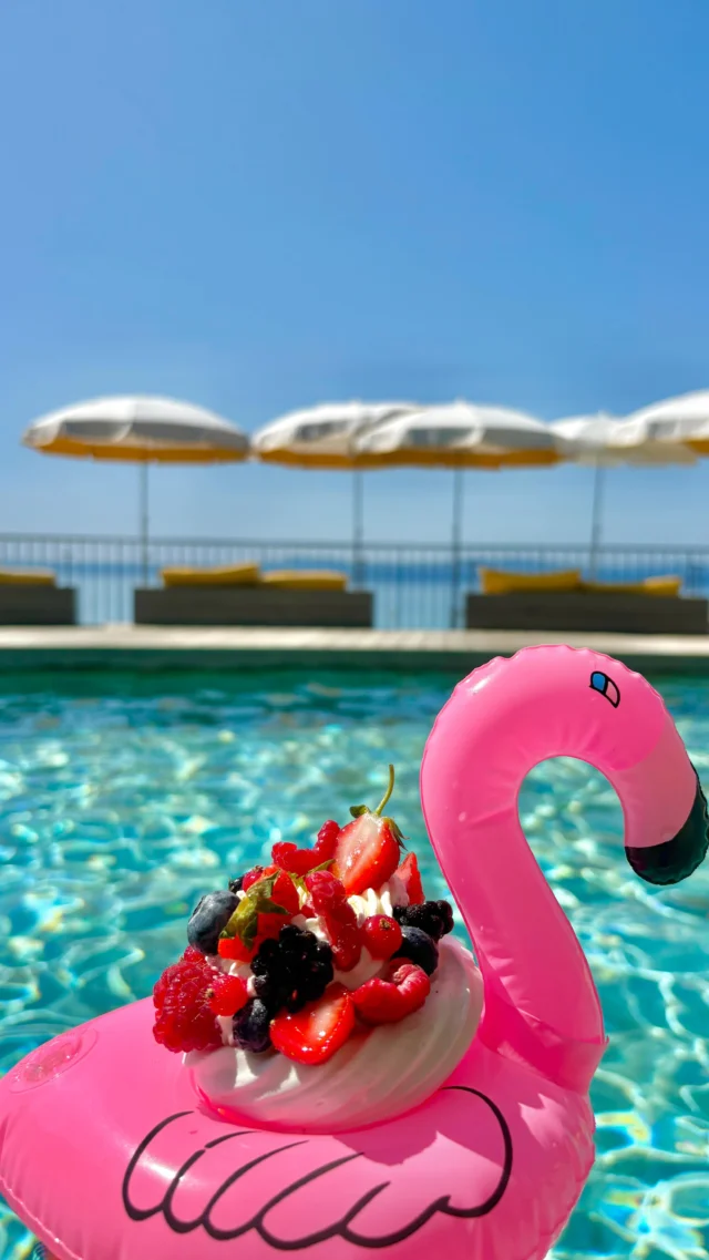 Les desserts les plus frais de la région sont au Bailli de Suffren🦩
- 
The region’s most refreshing desserts are at Bailli de Suffren🦩

#lebaillidesuffren #lovebailli #baillimoments #domainedubailli #lespiedsdansleau #hotelview #seaview #beautifuldestinations #beautifuldestinations #perfectspot #happyplace #seaview #sainttropez #var #visitvar #golfedesainttropez #southoffrance #southernliving #frenchriviera #mediterranee #mediterraneanvibes #hotelwithaview #hotellife #beautifulhotels #hotelstay #hoteldesign #travelgram #travellife #slowlife
